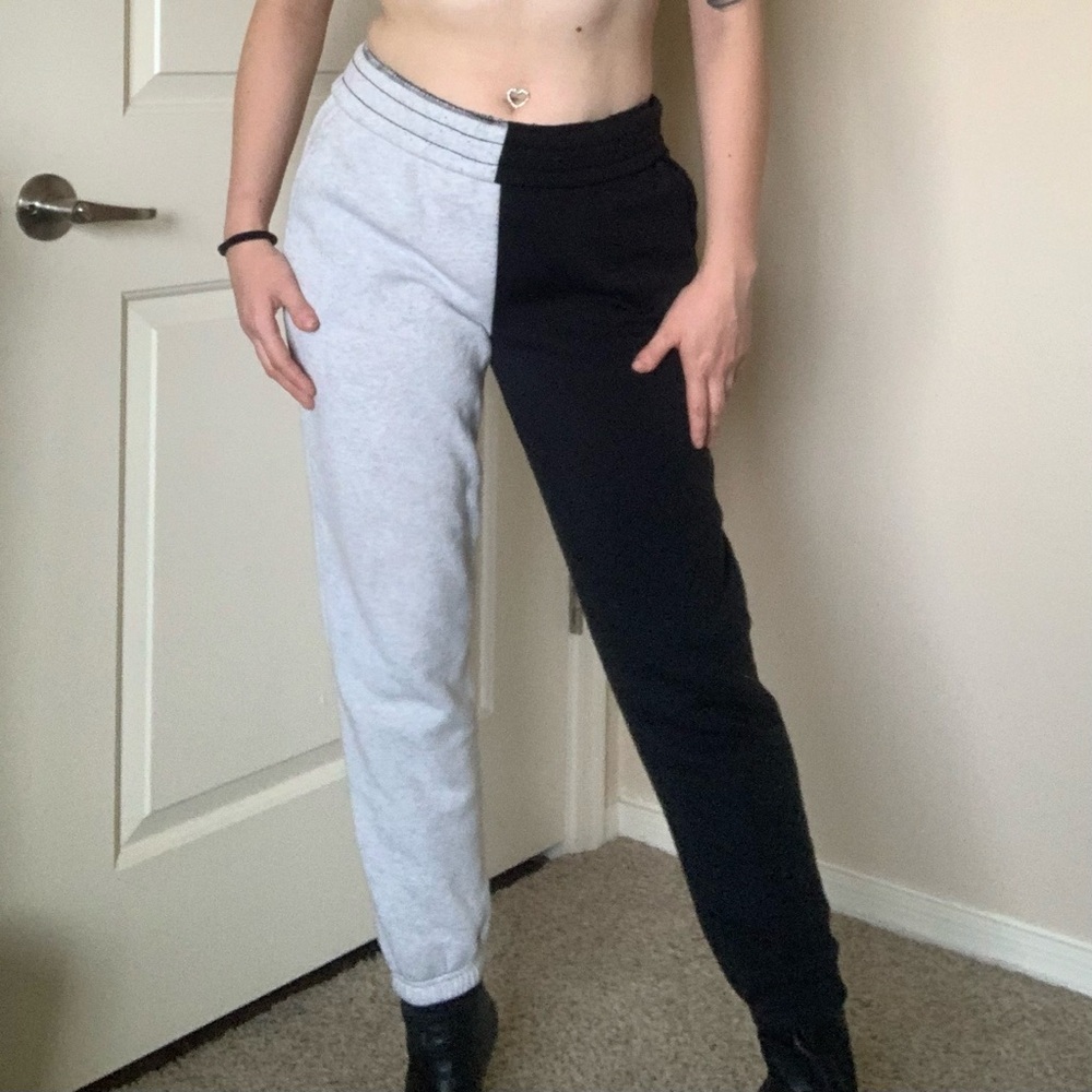 Color Blocked Sweatpants: Two Dye Sweatpants